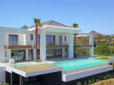 Villa in Los Flamingos Golf, Benahavis