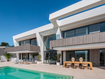 Villa in El Paraiso, Estepona