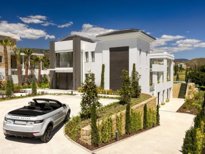 Villa in Los Flamingos, Benahavis