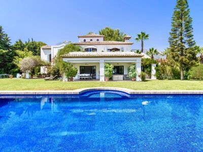Villa in Marbella Golden Mile, Marbella