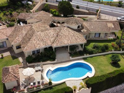 Villa in El Paraiso, Estepona