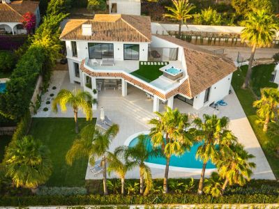Villa in Carib Playa, Marbella