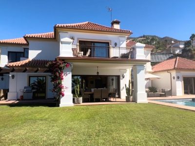 Villa en Valtocado, Mijas