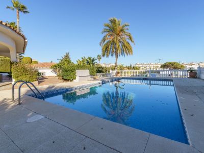 Villa in El Chaparral, Mijas Costa