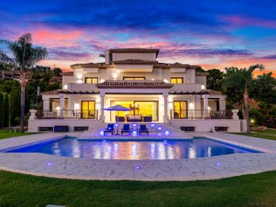 Semi Detached Villa in Benahavis