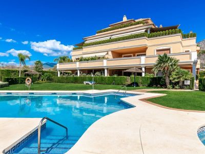 Apartment in Marbella Golden Mile, Marbella