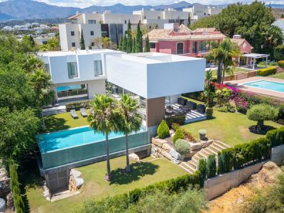 Villa in Los Flamingos, Benahavis