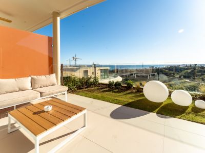 Apartamento Planta Baja en El Higueron, Fuengirola