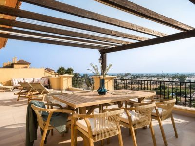 Penthouse in Nueva Andalucia, Marbella