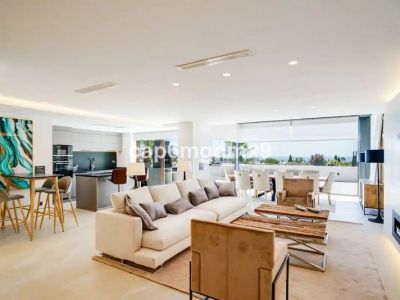 Duplex Penthouse in Marbella Golden Mile, Marbella