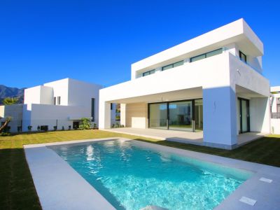 Villa en Rio Real, Marbella