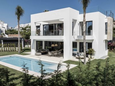 Villa in El Campanario, Estepona