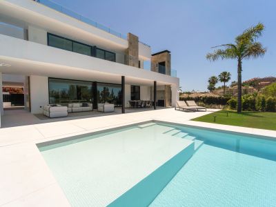 Villa in Nueva Andalucia, Marbella