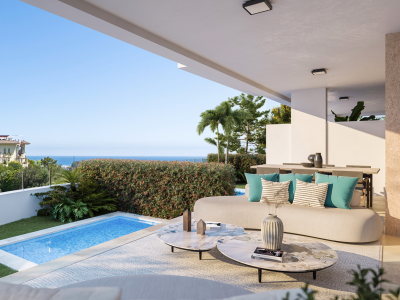 Semi Detached Villa in La Resina Golf, Estepona