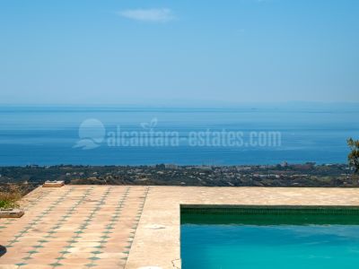 Villa en La Mairena, Marbella