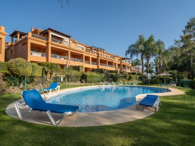 Ground Floor Apartment in Benatalaya, Estepona