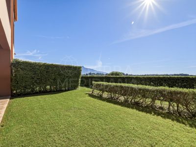 Ground Floor Apartment in Benatalaya, Estepona