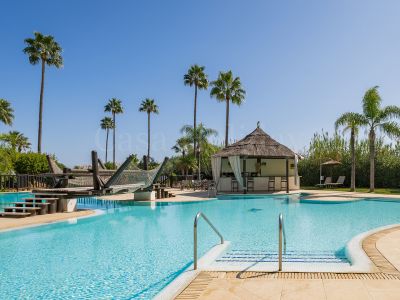 Apartamento Planta Baja en Beach Side New Golden Mile, Estepona