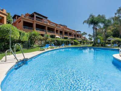 Apartamento Planta Baja en Benatalaya, Estepona
