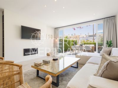 Town House in Bahia de Marbella, Marbella