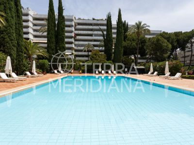 Apartment in Don Gonzalo, Marbella