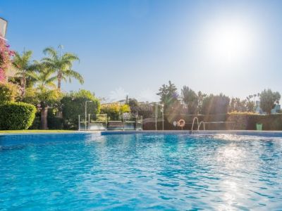 Atico en El Paraiso, Estepona