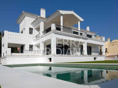 Villa in Nueva Andalucia, Marbella