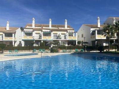 Apartamento en Carib Playa, Marbella