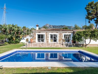Villa in Golden Mile, Marbella