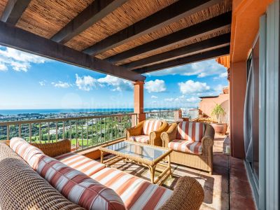 Penthouse in Royal Flamingos, Benahavis
