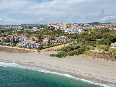 Villa Pareada en La Perla de la Bahía, Casares