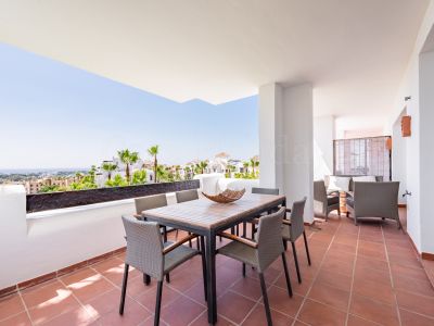 Apartment in Lomas del Marqués, Benahavis