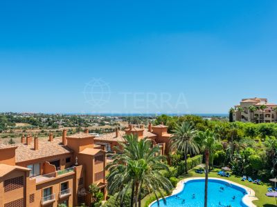 Penthouse in Benatalaya, Estepona