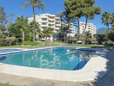 Apartment in Atalaya, Estepona