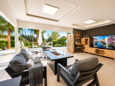 Villa in El Paraiso, Estepona