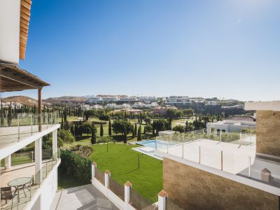 Villa in Los Flamingos Golf, Benahavis