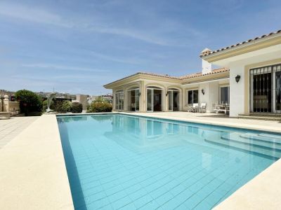 Villa en La Alqueria, Benahavis