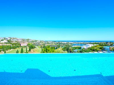 Villa in Los Flamingos Golf, Benahavis