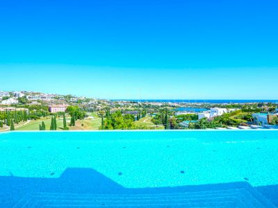 Villa en Los Flamingos Golf, Benahavis