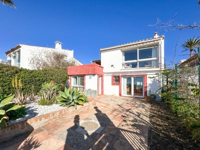 Villa in Bahia Dorada, Estepona