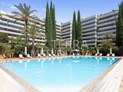 Apartment in Don Gonzalo, Marbella