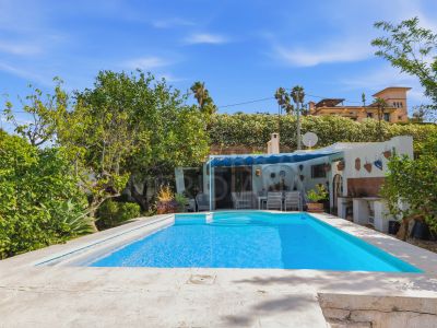Country House in Estepona Town, Estepona