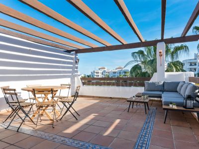 Penthouse in Selwo Hills, Estepona