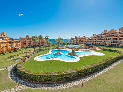 Apartment in Los Granados del Mar, Estepona