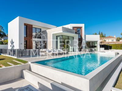 Villa in Las Brisas, Marbella