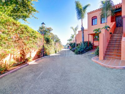 Ground Floor Apartment in New Golden Mile, Estepona