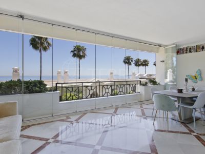Apartment in Doncella Beach, Estepona