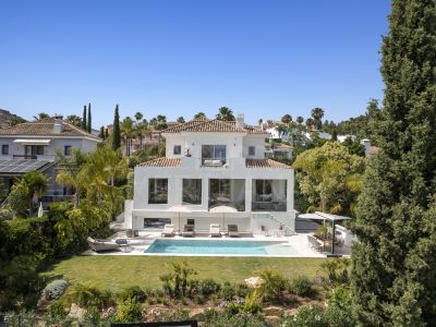 Villa in Atalaya Golf, Estepona