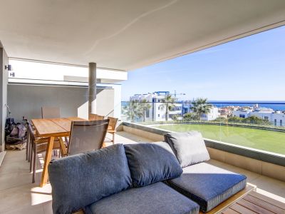 Apartment in Las Mesas, Estepona