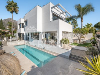 Villa in Marbella Montaña, Marbella